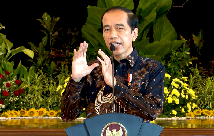 Peringati Hardiknas, Jokowi: Tetap Semangat Belajar, Jangan Penah Lunglai!