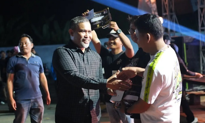 Pemkab Inhil Dorong Komunitas  Supermoto Solid dan Berkontribusi Positif