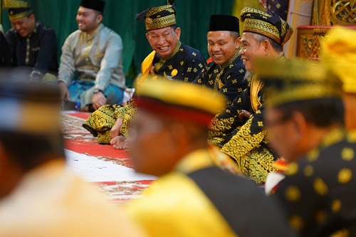 LAMR: Penabalan Gubri Wahid Sebagai Datuk Seri Setia Amanah Merupakan Tradisi Penting