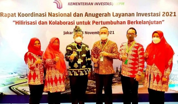 Siak Satu-satunya Daerah di Riau Yang Raih Anugerah Layanan Investasi Terbaik Tahun 2021