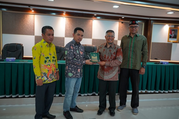 Pemkab Inhil Teken Perpanjangan MoU dengan Universitas Andalas