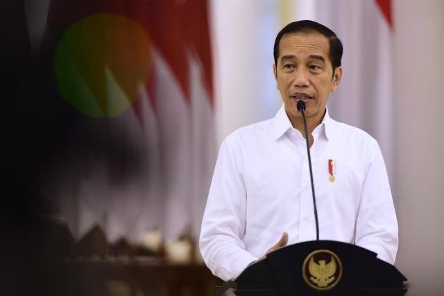 Jokowi Tepis Kabar Cawe-cawe Gejolak Golkar: Tak Ada Hubungan dengan Kita!