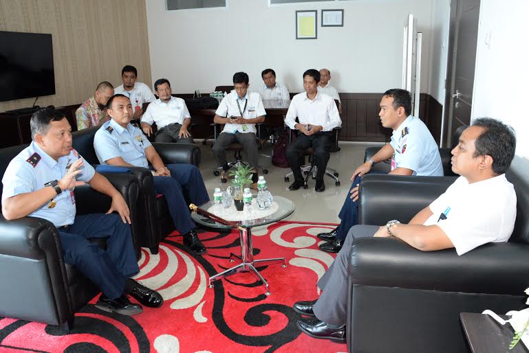Danlanud RSN Kunjungan ke Kantor PLN P3B Sumatera