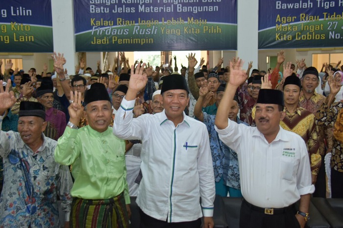 Ratusan Tokoh dan Ninik Mamak Kampar Dukung Firdaus Menjadi Gubernur Riau