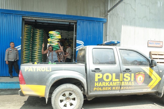 Stabilisasi Harga, Polres Inhu dan Bulog  Gelar GPM  Beras SPHP