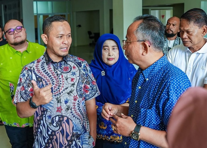Revitalisasi  Pasar Bawah Mangkrak, Wali Kota Agung Minta Maaf...
