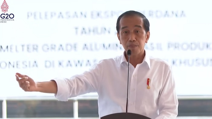 Jokowi : Dalam Seminggu Dua Minggu Ini  Insya Allah Minyak Goreng Curah Rp14.000