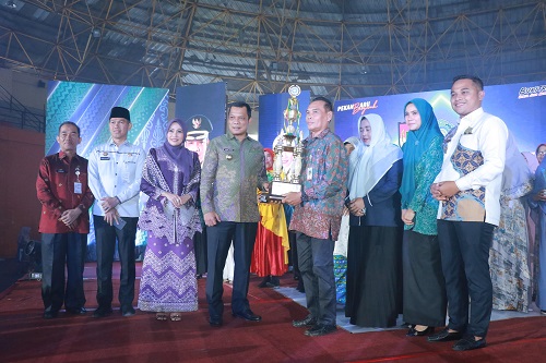 Pj Wali Kota Pekanbaru Buka Jambore PKK dan BKMT Bukitraya