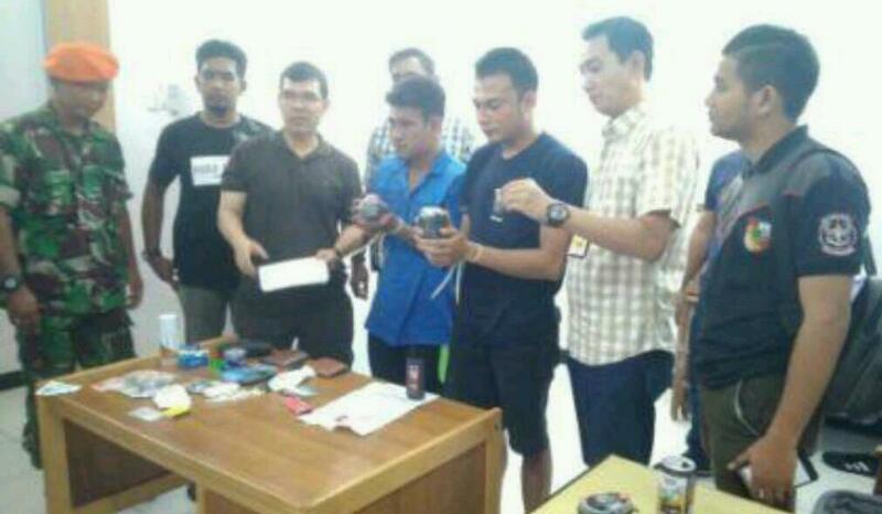 Simpan Sabu di Selangkangan, Dua Warga Banjarmasin Diamankan Petugas Avsec Bandara SSK II Pekanbaru