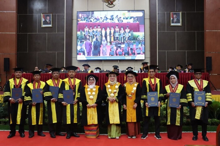 UIN Suska Riau Kukuhkan 600 Wisudawan