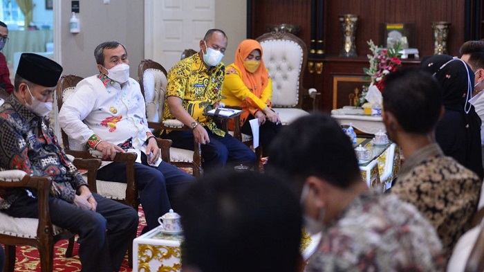 Usai Bertemu Produsen Minyak Goreng, Syamsuar: Tidak Ada Pengurangan Stok, Permintaan Yang Tinggi...