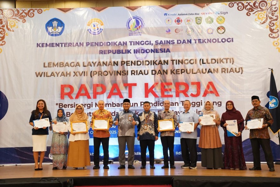 UIR Raih Tiga Penghargaan pada AKD 2025 Tingkat LLDIKTI XVII