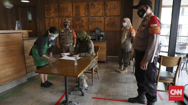 DPR Minta Pemerintah Antisipasi Lonjakan Covid-19 Libur Imlek