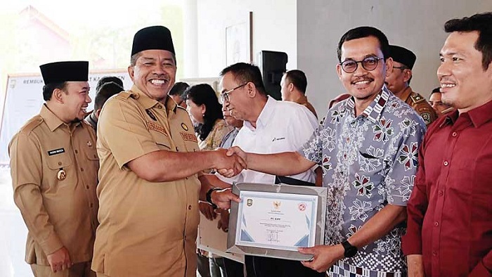 RAPP Terima Penghargaan Perusahaan Peduli Tengkes