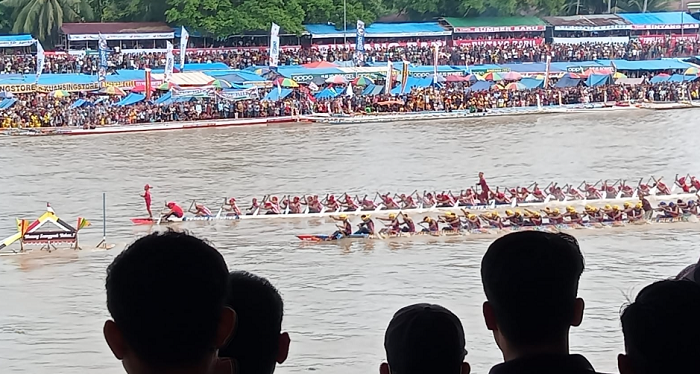 Event Nasional Pacu Jalur Tepian Narosa Teluk Kuantan 2024 Di Ikuti 225 Jalur