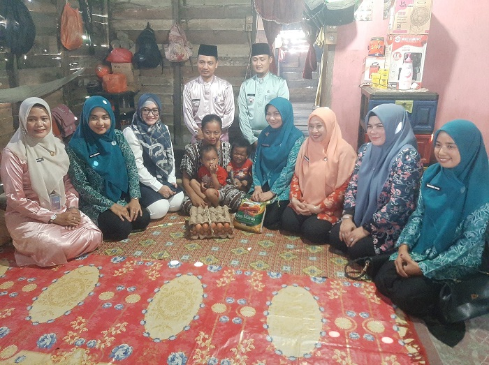 Ketua GINTAS Serahkan Bantuan untuk Anak Stunting & Keluarga Berisiko