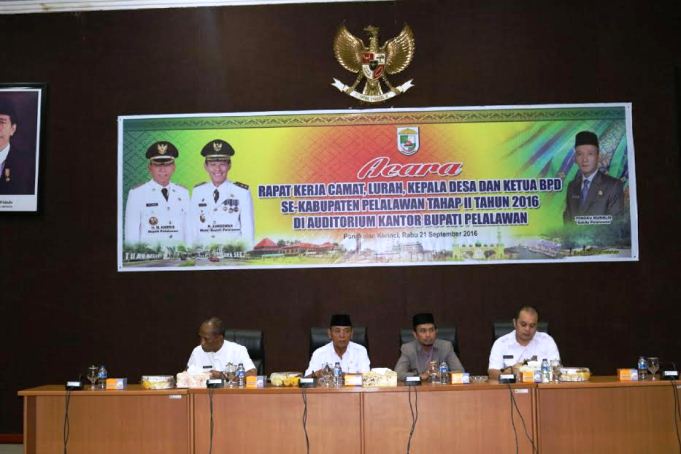 HM Harris Minta Aparat Kecamatan, Lurah, Desa untuk Tingkatkan Swadaya Masyarakat