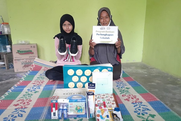 Yatim Berprestasi asal Riau, Yuk Bersama Rumah Yatim Bantu Agar Laila Gapai Cita-citanya Menjadi Dokter...