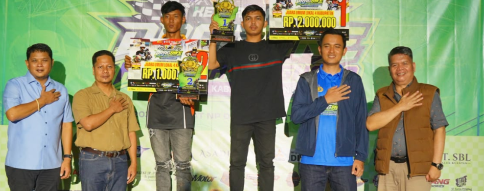 PLT Bupati Muklisin Tutup Drag Bike HUT Bhayangkara, Apresiasi Ajang Pembinaan Pembalap Muda