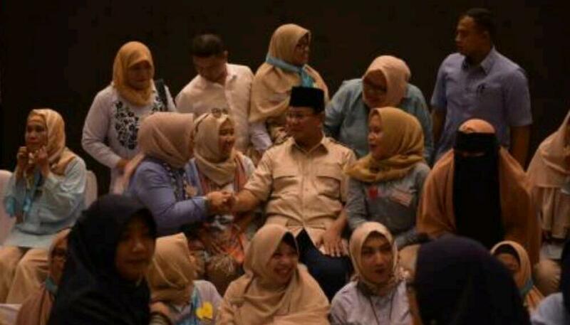 Prabowo Minta Emak-Emak Militan Kawal TPS dan Awasi 'Pemilih Hantu