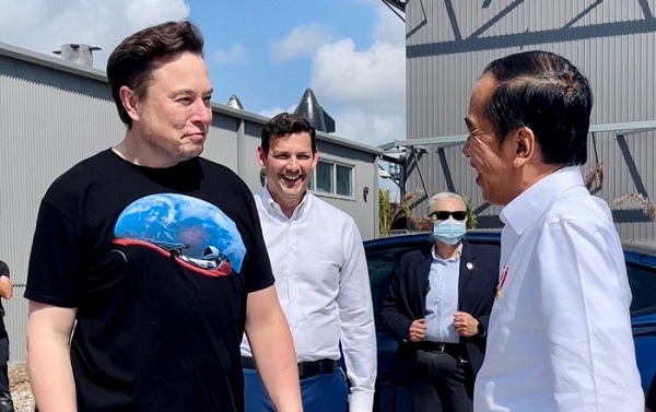 Bahas Investasi, Presiden Jokowi Temui Elon Musk di Space-X