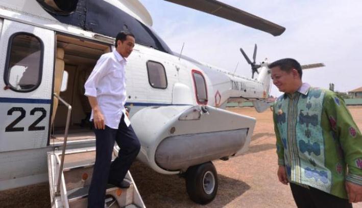 Besok, Jokowi Naik Helikopter Pantau Karlahut di Sumatera