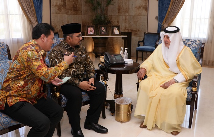 Gubernur Mekkah Jelaskan Ini Pada Menteri  Yaqut Saat Bahas Soal Umrah dan Haji... 