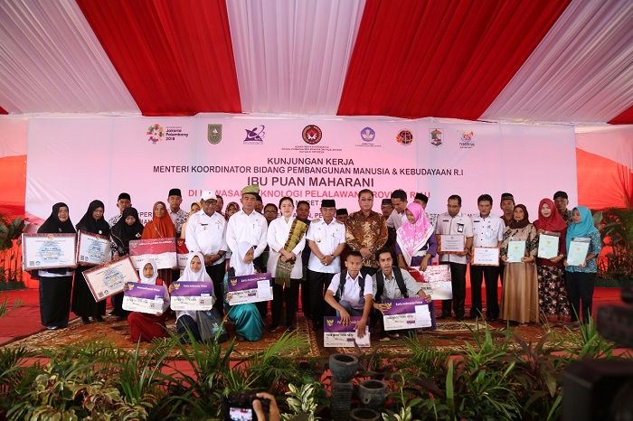 Menko PMK Puan Maharani Resmikan Sekolah Tinggi Teknologi Pelalawan-Riau