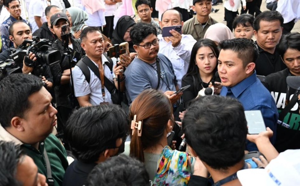 Seskab Teddy: Sekolah Rakyat dan BLT Bukti Komitmen Pemerintah Hadir untuk Rakyat