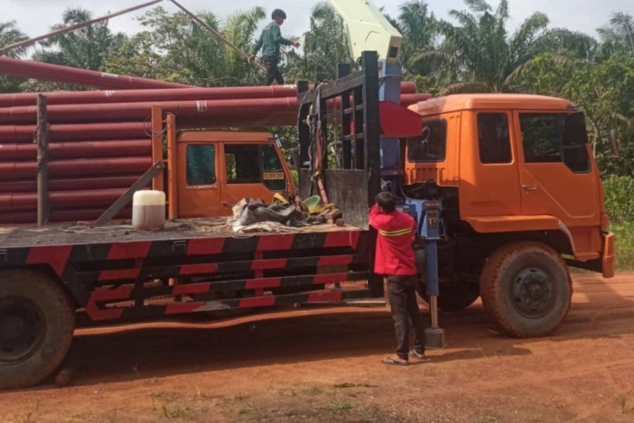Langkah Nyata Pemkab Siak Aliri Listrik ke Pelosok
