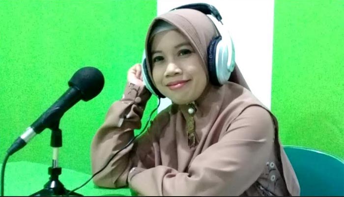 Fitri Rdj Kenalkan EP Nasyid Terbaru Saat Talkshow di MQFM Bandung