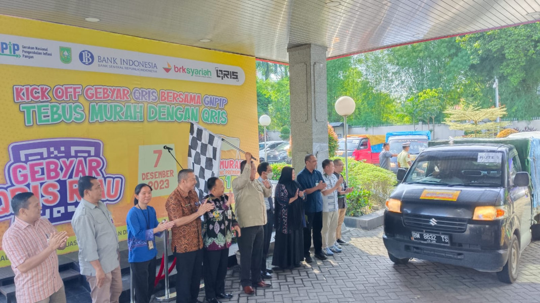 Kendalikan Inflasi Saat Nataru, BI Riau Kick Off QRIS Bersama GNPIP 2023