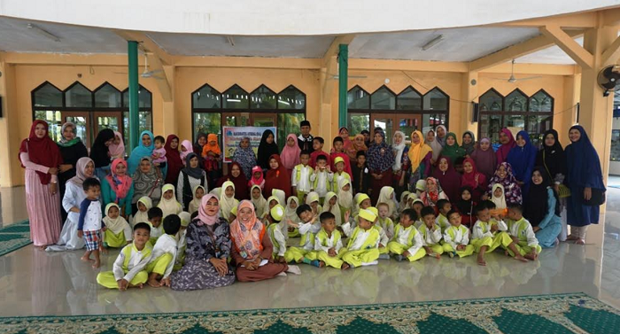 Sambut Ramadan, Anak-anak Sekolah Ini Diajarkan Berbagi Sejak Dini