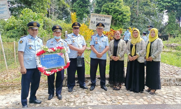 Kalapas Pasir Pengaraian Kunjungi Situs Sejarah Benteng 7 Lapis Tuanku Tambusai