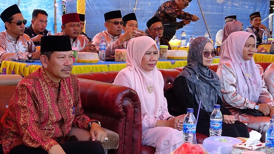 Wabup Inhil Yuliantini Sambangi Masyarakat Sumber Jaya, Pererat Tali Silaturahmi Dalam Momentum Halal Bihalal
