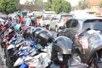 Pemko Pekanbaru Serahkan Pengelolaan Parkir Pada BLUD