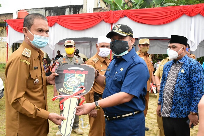 Bupati Kampar: Keinginan Masyarakat Siak Hulu memiliki Sarana Damkar akan Segera Terwujud