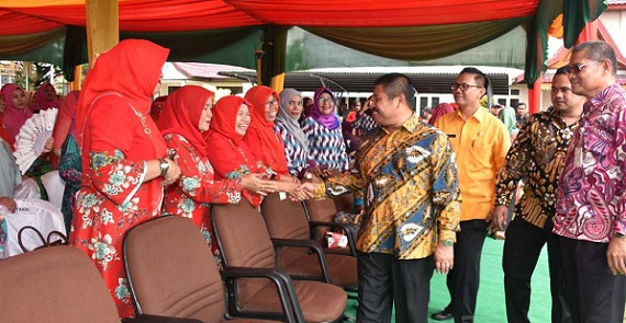 Bupati Amril Gelar Silaturahmi Bersama RT/RW dan Rubuan Warga, Ada Apa?