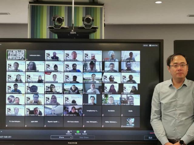 Huawei Lakukan Alih Pengetahuan dan Teknologi di 14 Perguruan Tinggi di Indonesia melalui Pelatihan AI dan Pemanfaatan AI Atlas 200DK