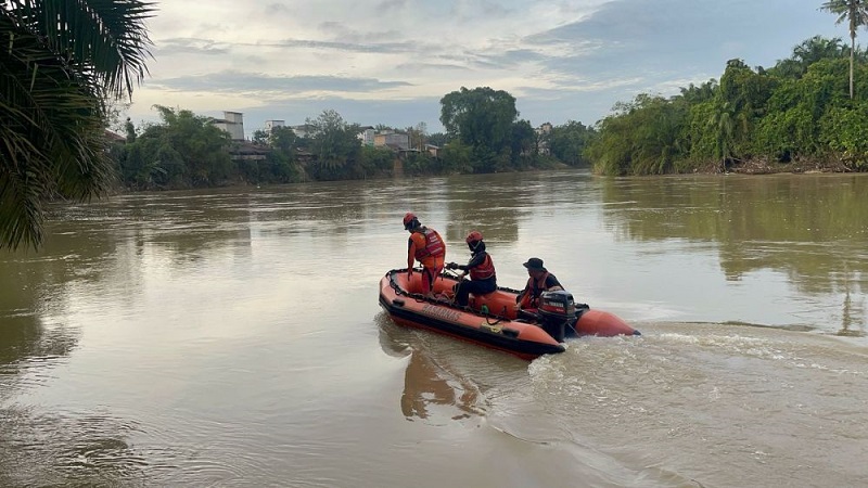 Bocah Tenggelam di Sungai Rokan Belum Ditemukan