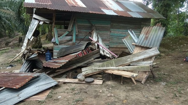 Tiga Rumah Warga Kota Garo Kampar Dirusak Gajah