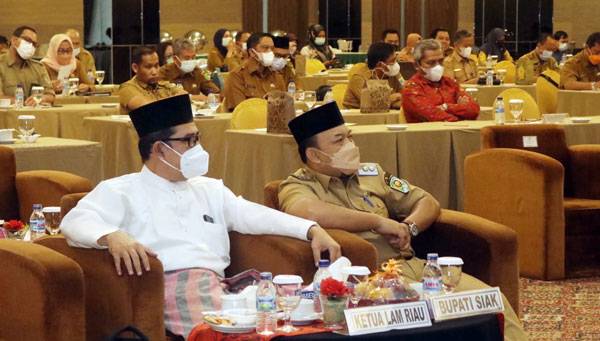 Punya 50 Persen Lahan Gambut, Wakil Bupati Siak Minta Tim Restorasi Gambut Kerja Maksimal