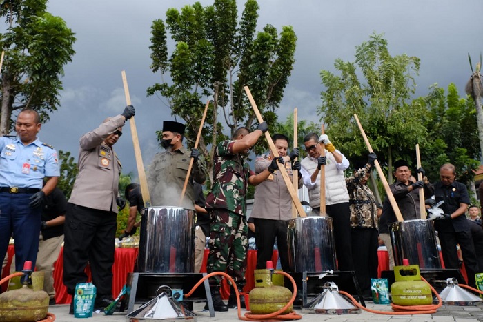 Polda Riau  Musnahkan Miras dan  Ratusan Kilogram Narkoba  juga Knalpot Brong