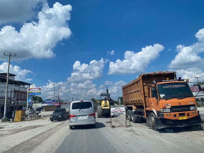 BPJN Riau Gesa Perbaikan 10 Titik Ruas Jalan Pekanbaru-Padang