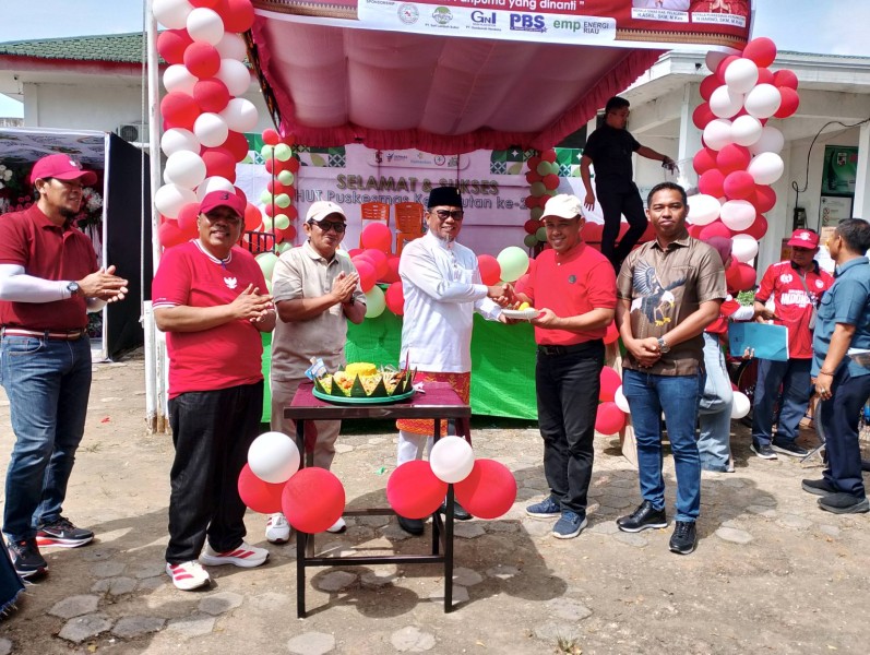 Bupati Zukri Hadiri HUT Puskesmas Kerumutan Ke-25