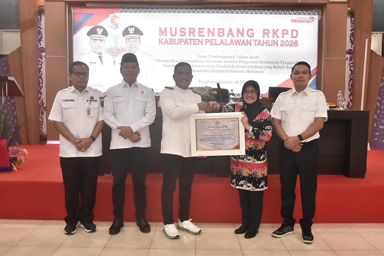 PT RAPP Kembali Raih CSR Award 2025, Bukti Komitmen Bangun Pelalawan