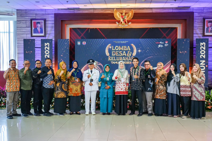 Kelurahan Laksamana Ikuti Tahap Pemaparan Calon Juara Lomba Desa dan Kelurahan Tingkat Regional Tahun 2023, Wali Kota Dumai Mohon Doa Masyarakat