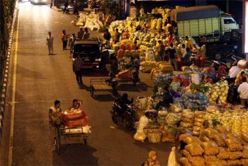 TEGAS...Tak Ada Negosiasi, Pemko Siap Tertibkan Aktivitas Bongkar-Muat Jalan Nangka