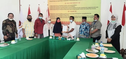 STKIP Meranti Terima Bantuan Operasional Pendidikan dari RAPP