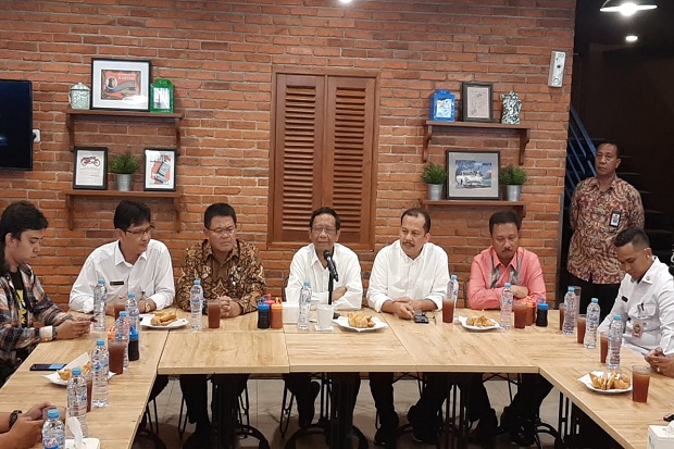 Mahfud MD Klaim Perayaan Natal Tahun Ini yang Terbaik dan Terdamai, Setuju?
